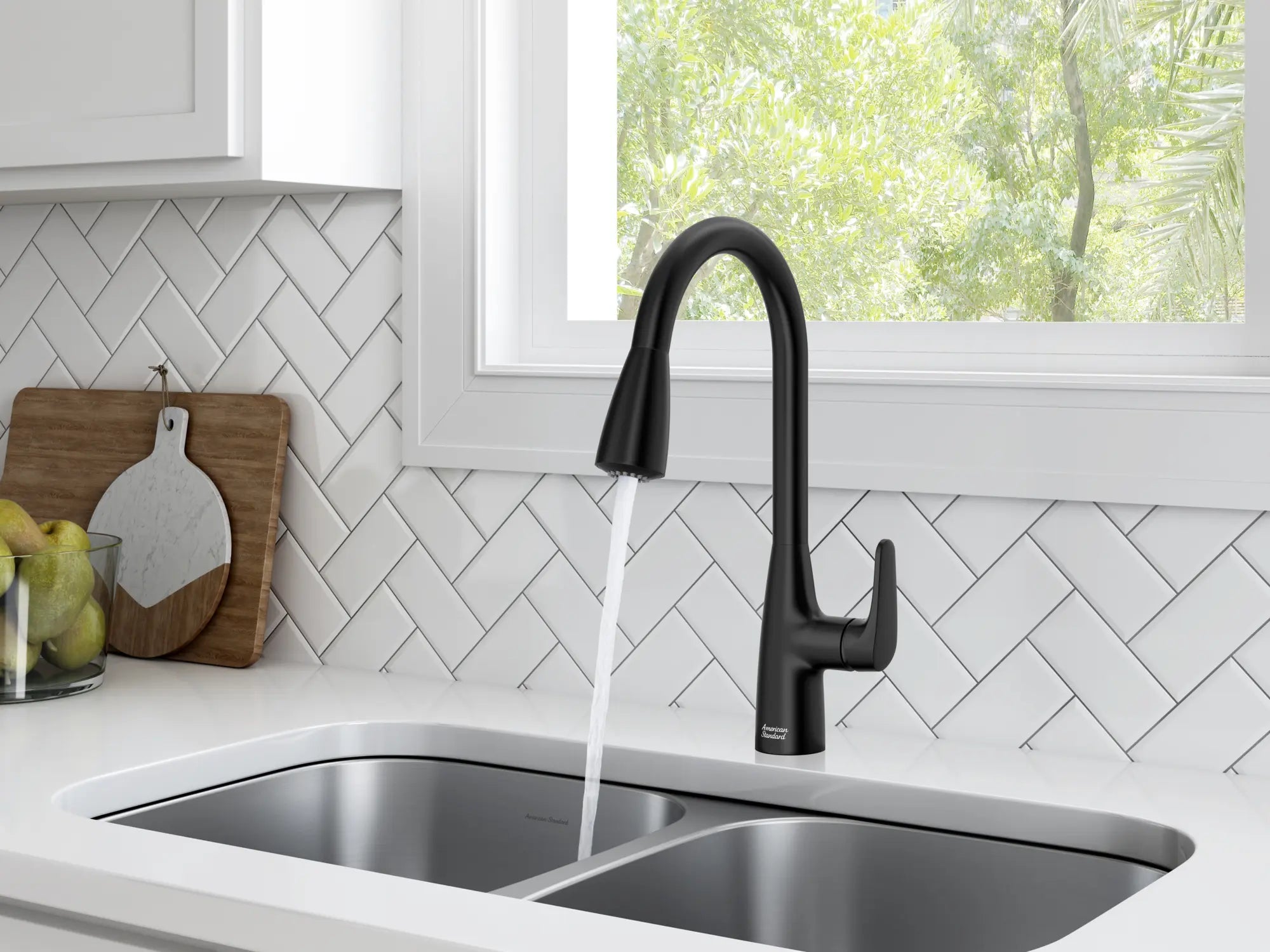 Monomando para cocina Colony® Pro // NEGRO MATE // 153333_B-7077300.243_Water2_CDNwebp.webp