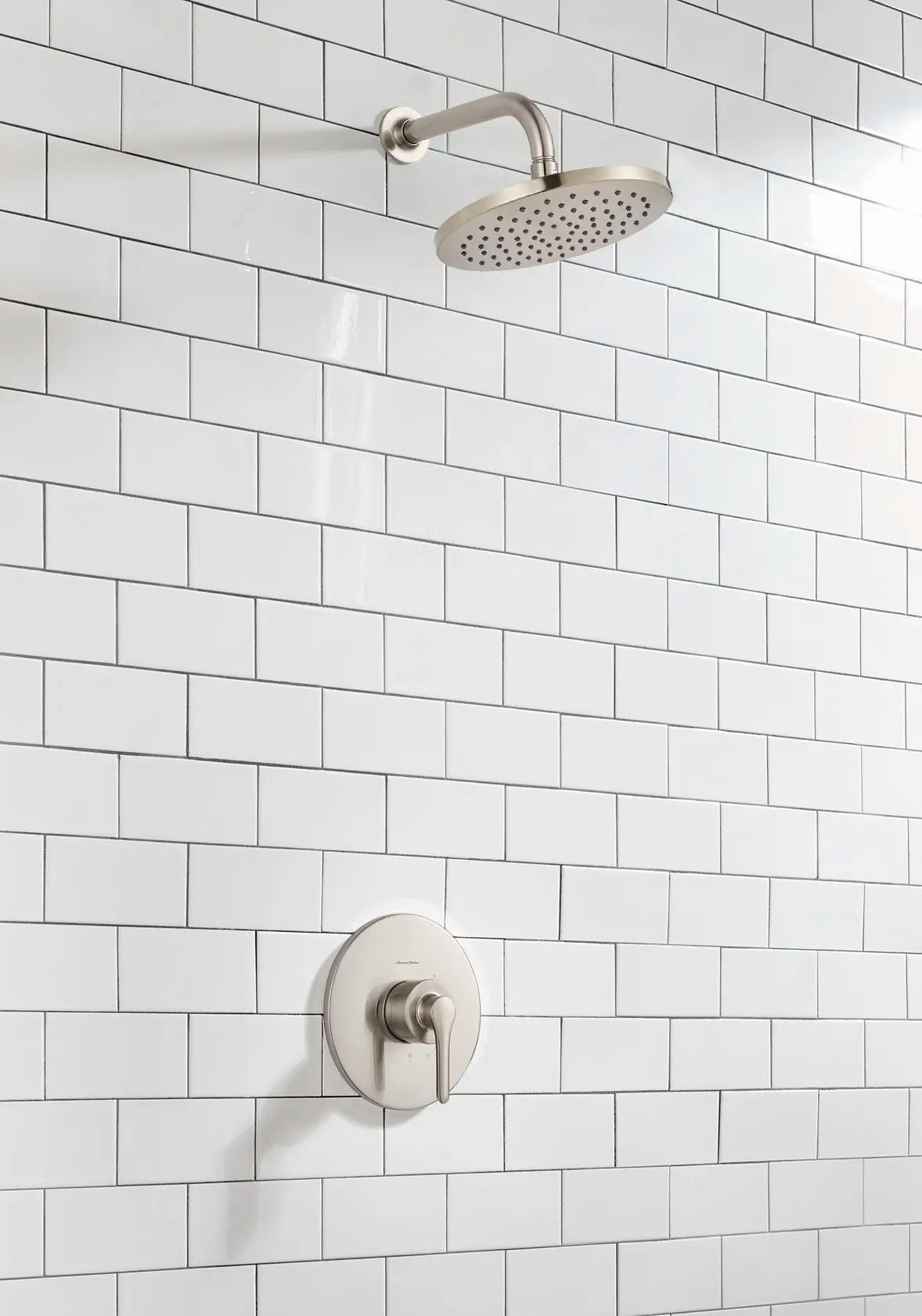 Kit de regadera ahorradora Studio S // SHOWER / BRUSHED NICKEL // 167249_B-TU105507295_3_0_CDNwebp.webp