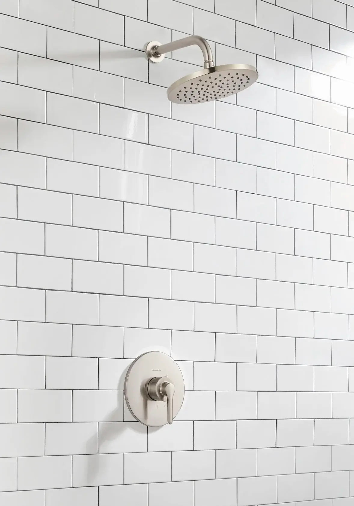 Kit de regadera ahorradora Studio S // SHOWER / BRUSHED NICKEL // 167249_B-TU105507295_3_CDNwebp.webp