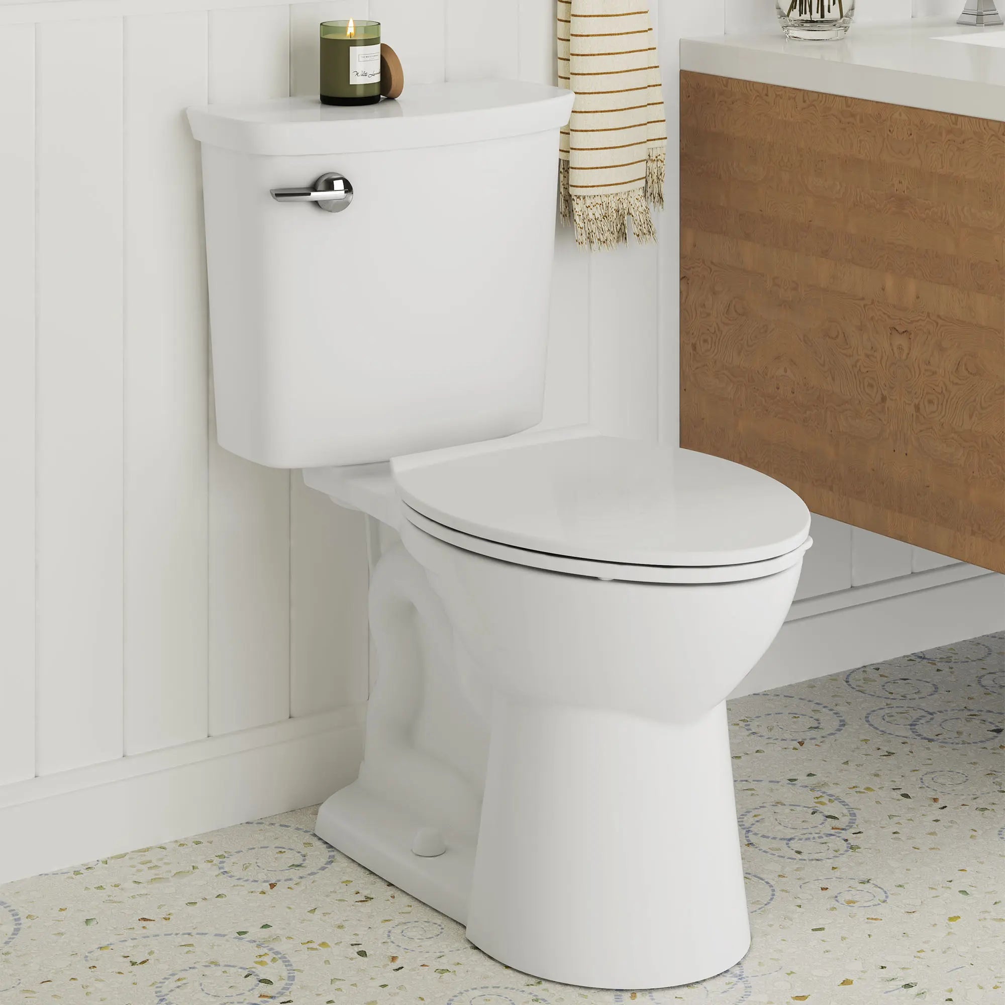 Asiento de cierre lento VorMax // BLANCO // 223973_B-4385A114020_CDNwebp_32dd280e-0d86-45bb-ba6d-c56dc2fe7147.webp