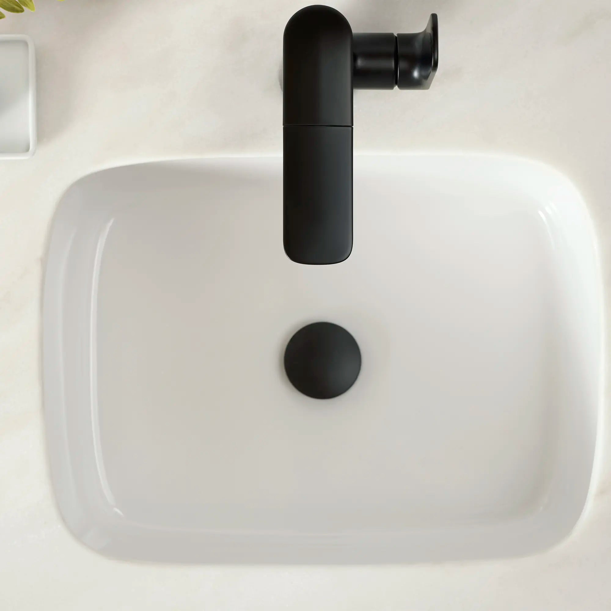 Monomando extraíble para lavabo Aspirations™ // NEGRO MATE // 231965_Aspirations_EnvironmentCloseUp_7061121.243_1607000.020_0003_Nov2023_CDNwebp.webp