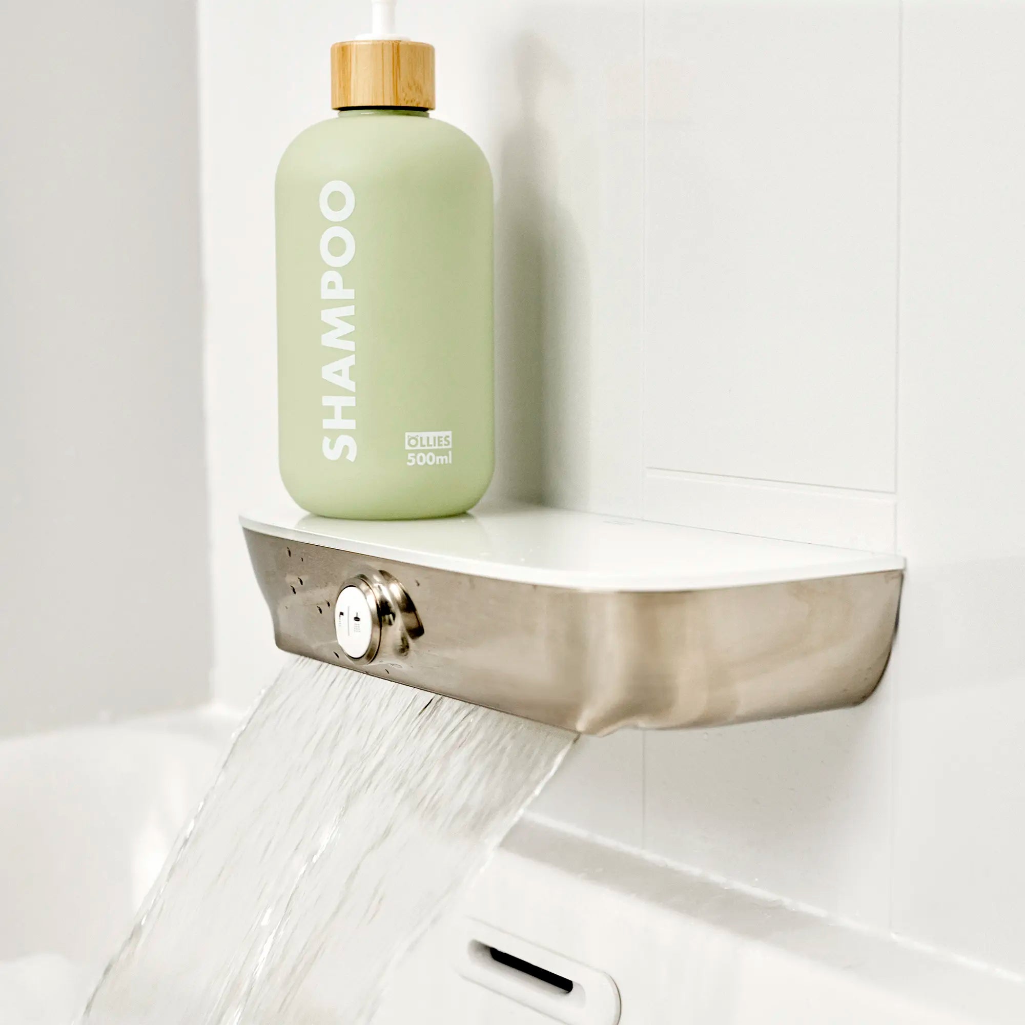 Monomando extraíble para lavabo Aspirations™ // BRUSHED NICKEL // 234024_Aspirations_EnvironmentCloseUp_7061121.295_8888116.295_0001_Dec2023_CDNwebp.webp