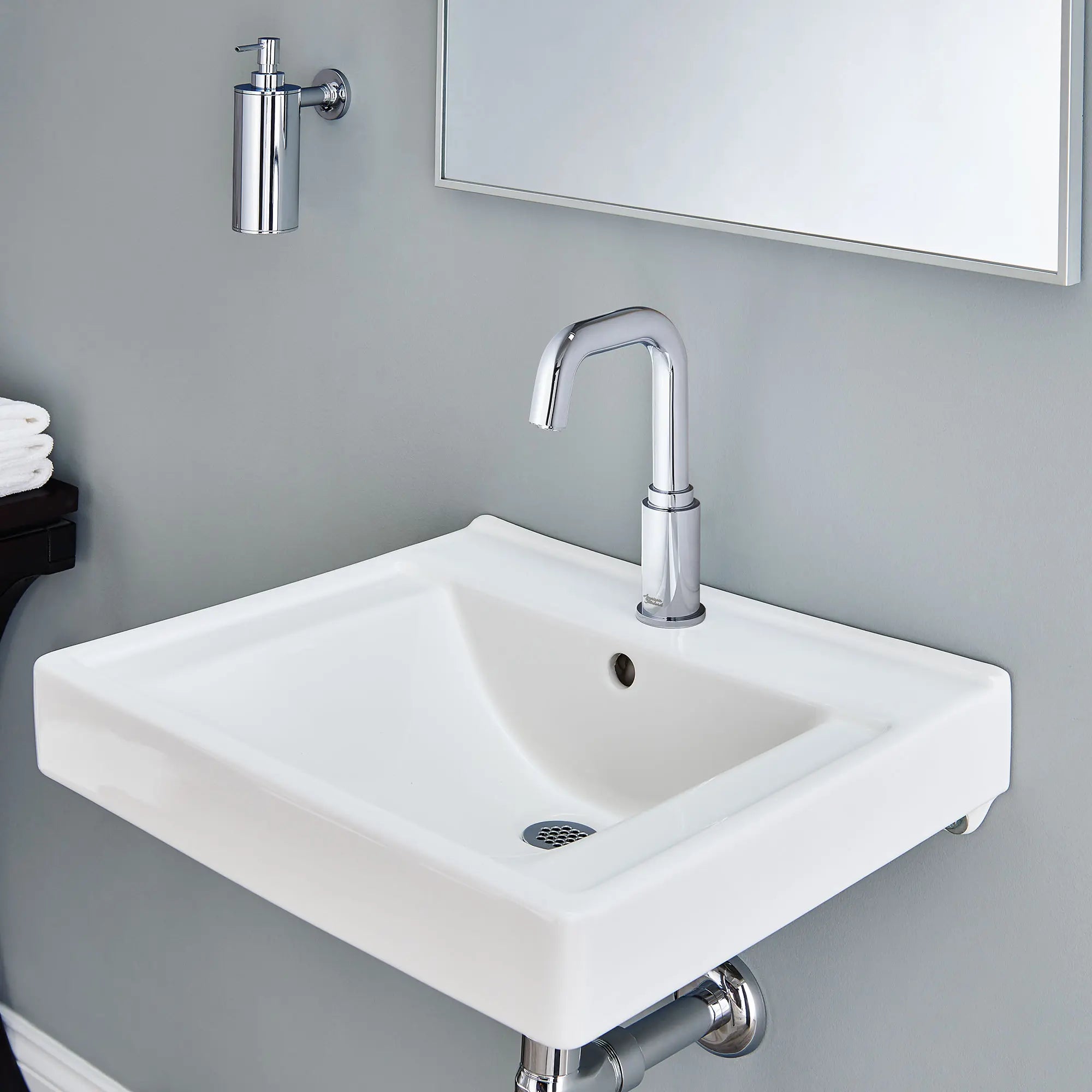 Decorum® Wall-Hung EverClean® Sink With Center Hole Only // WHITE // 66197_B_9024001EC020_CDNwebp.webp