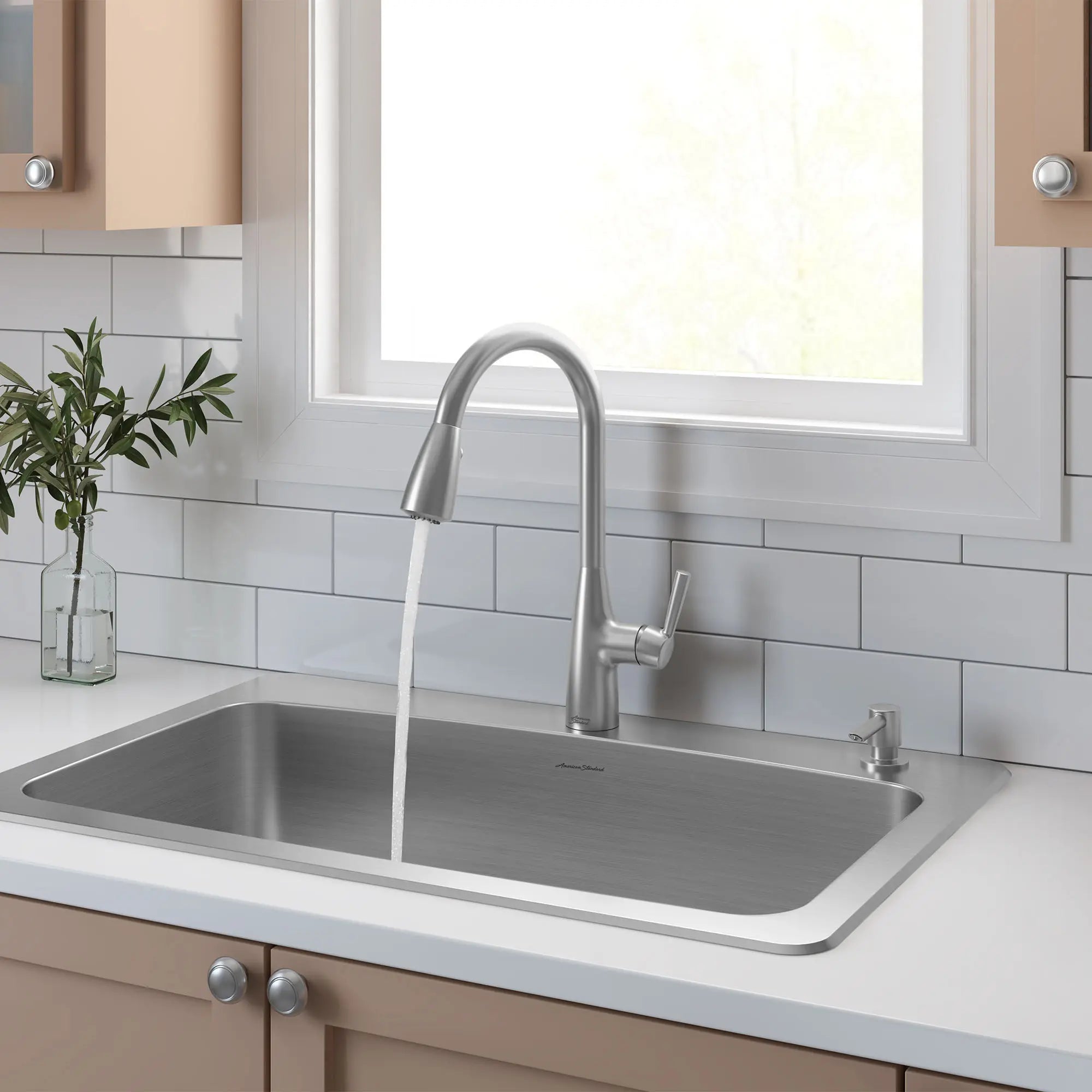 Mezcladora monomando Fairbury 2S // ACERO INOXIDABLE // 78756_B-7418300.075_18SB000232C1.075_4_CDNwebp.webp